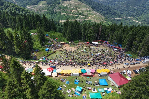 26. Göllüalan Yayla Şenliği yoğun katılımla yapıldı