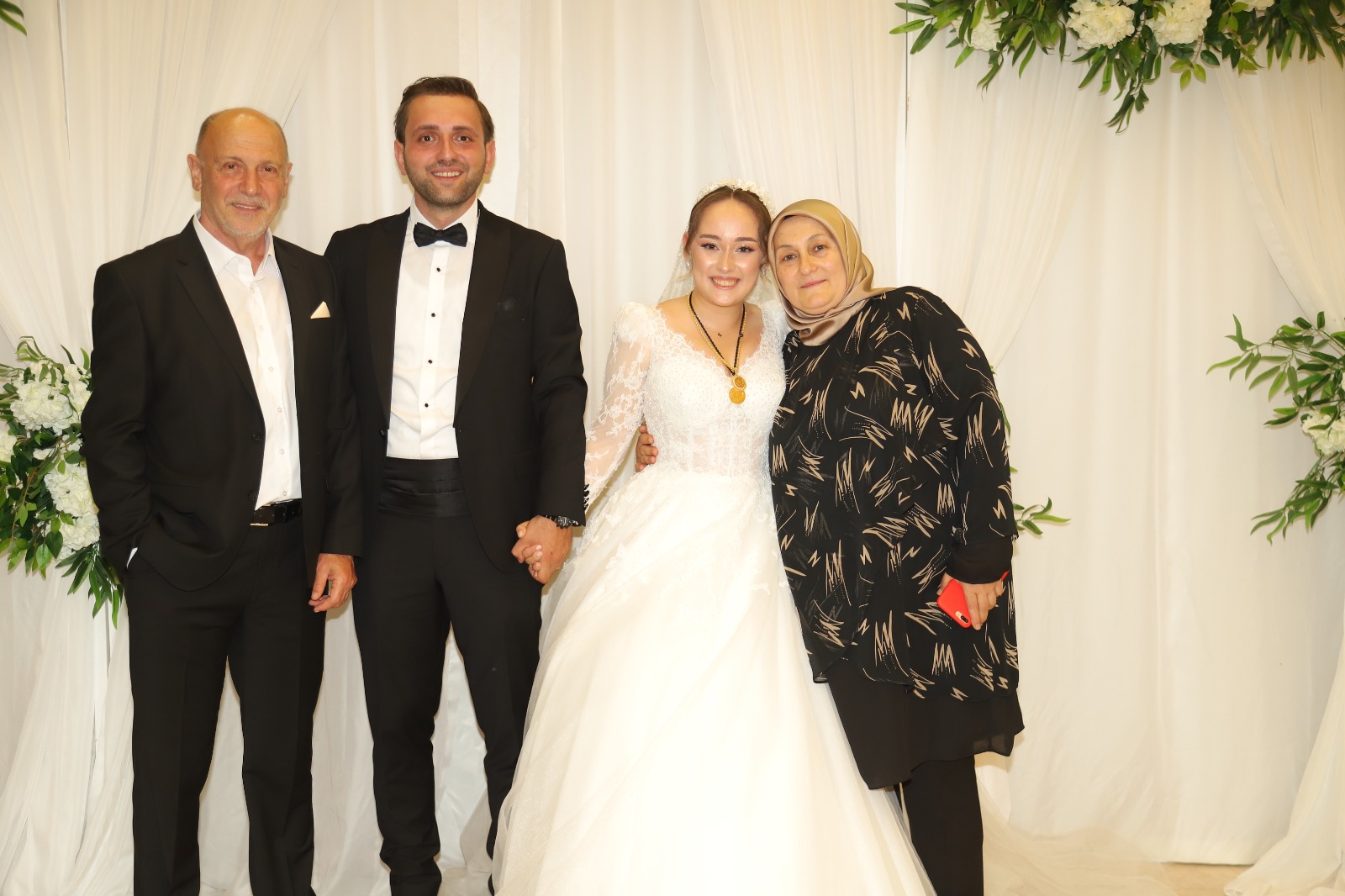 Kayıtlarda Olmayan Şehit Dedenin Torunundan Yeğenin Düğününde Duygulu Konuşma