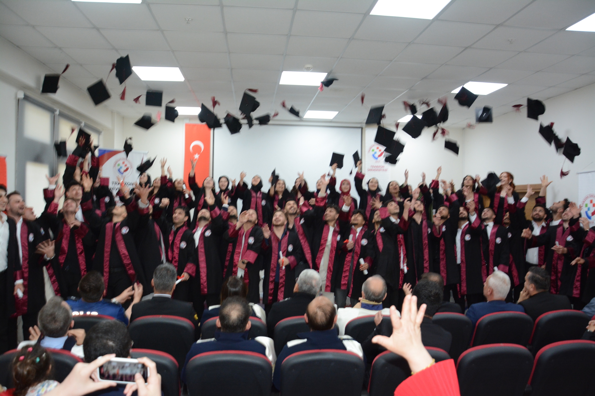 Şalpazarı MYO 4.Mezunlarından 47  Öğrenci Kep Sevinci Yaşadı